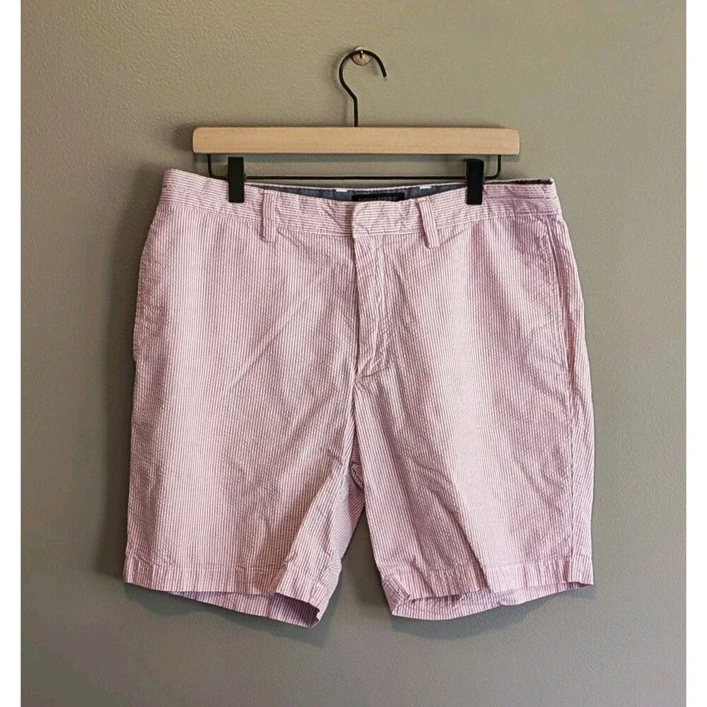Banana Republic Mens 33 Seersucker Shorts Aiden Club Pink White Striped Preppy